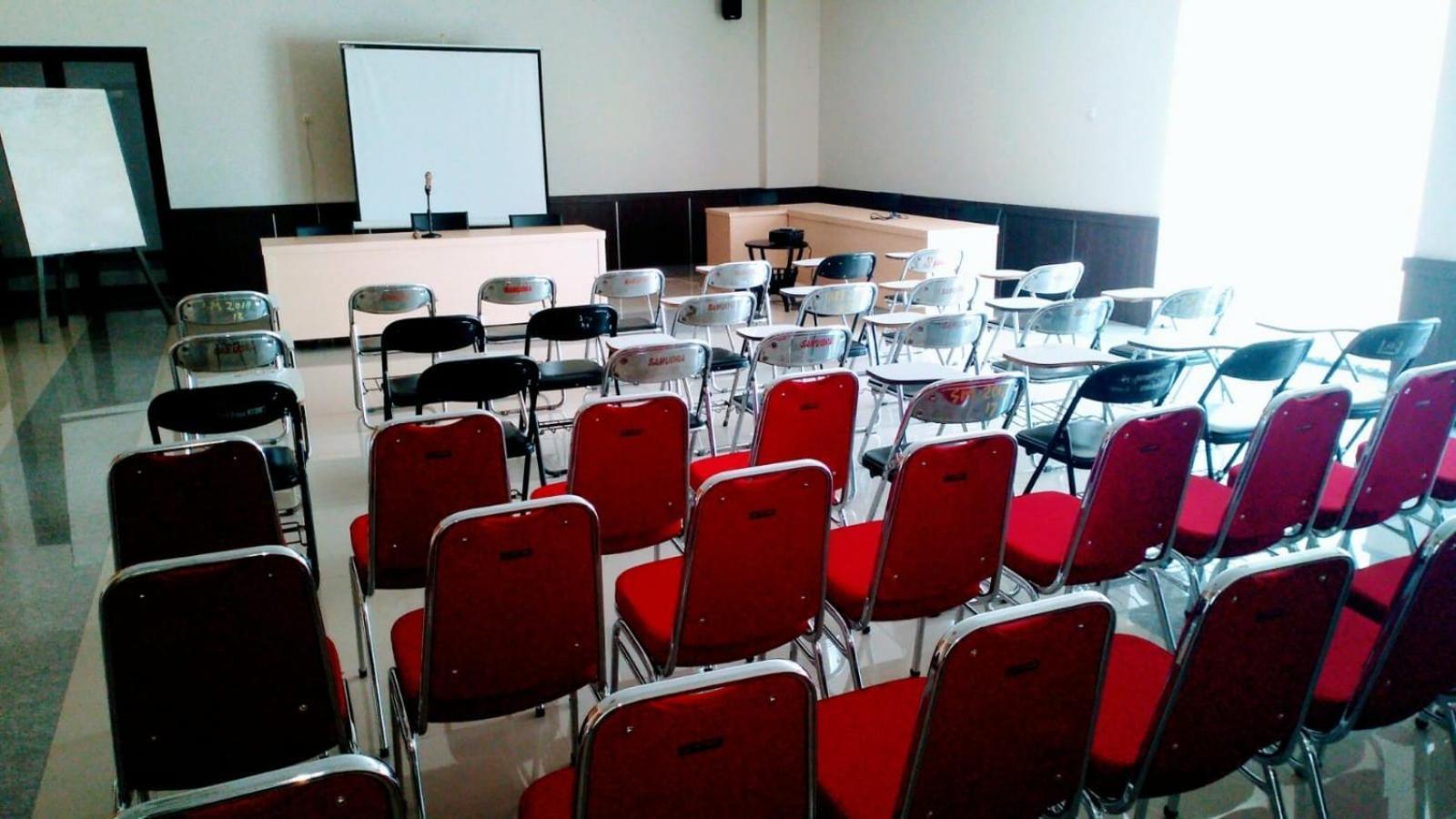 Banding Agung Graha Serasan Seandanan酒店 外观 照片